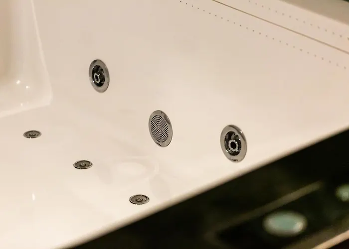 Loft Mit Whirlpool Sauna Kino Naehe Wolfsburg Appartement *